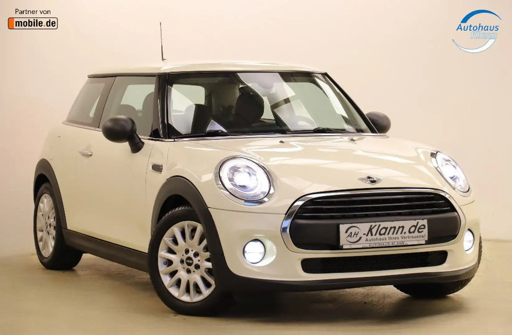 MINI One One First 1.2 75PS Pepper Edition SHZ Navi LED Blanc - 1