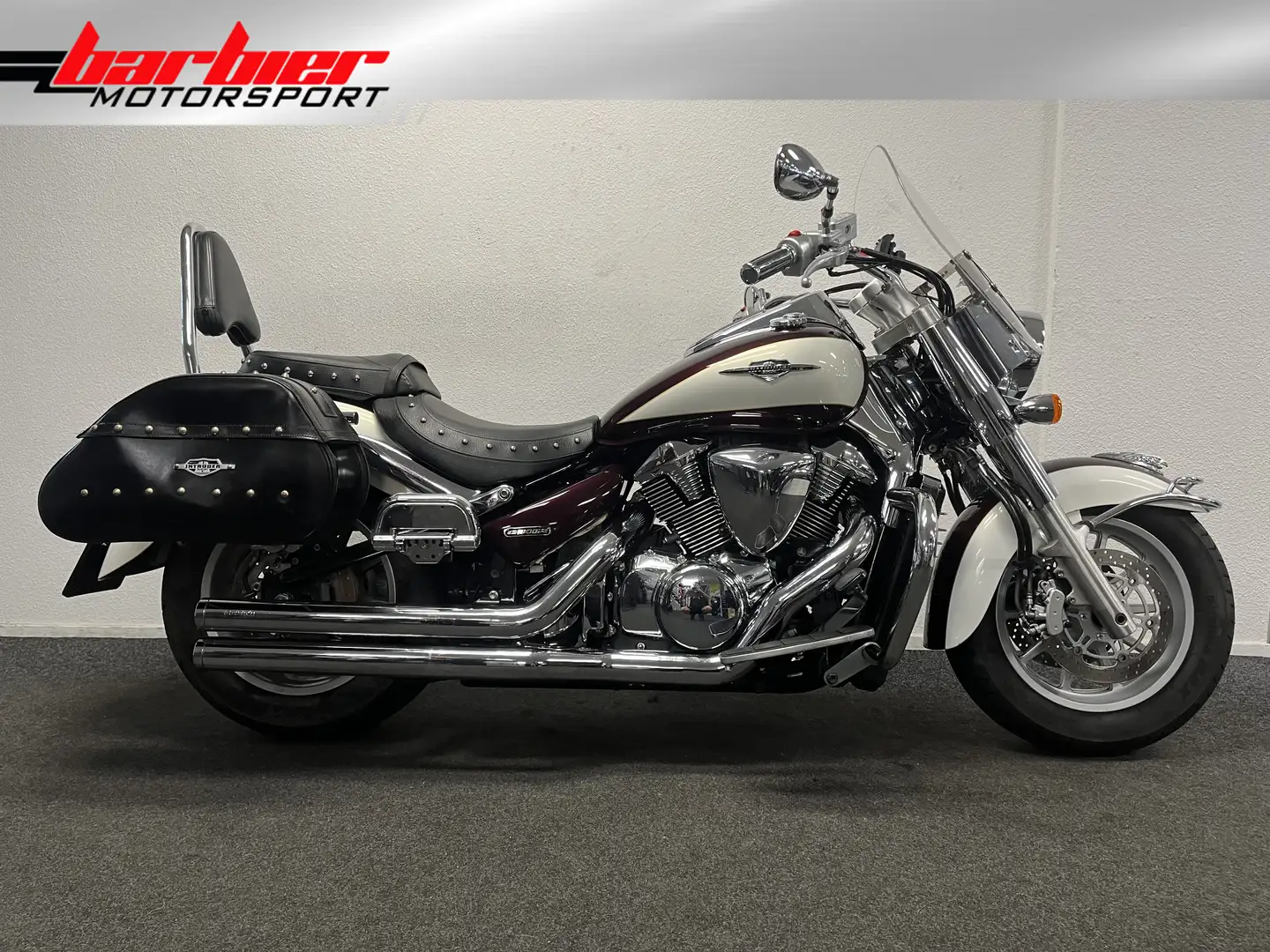 Suzuki Intruder C 1800 R Roşu - 1