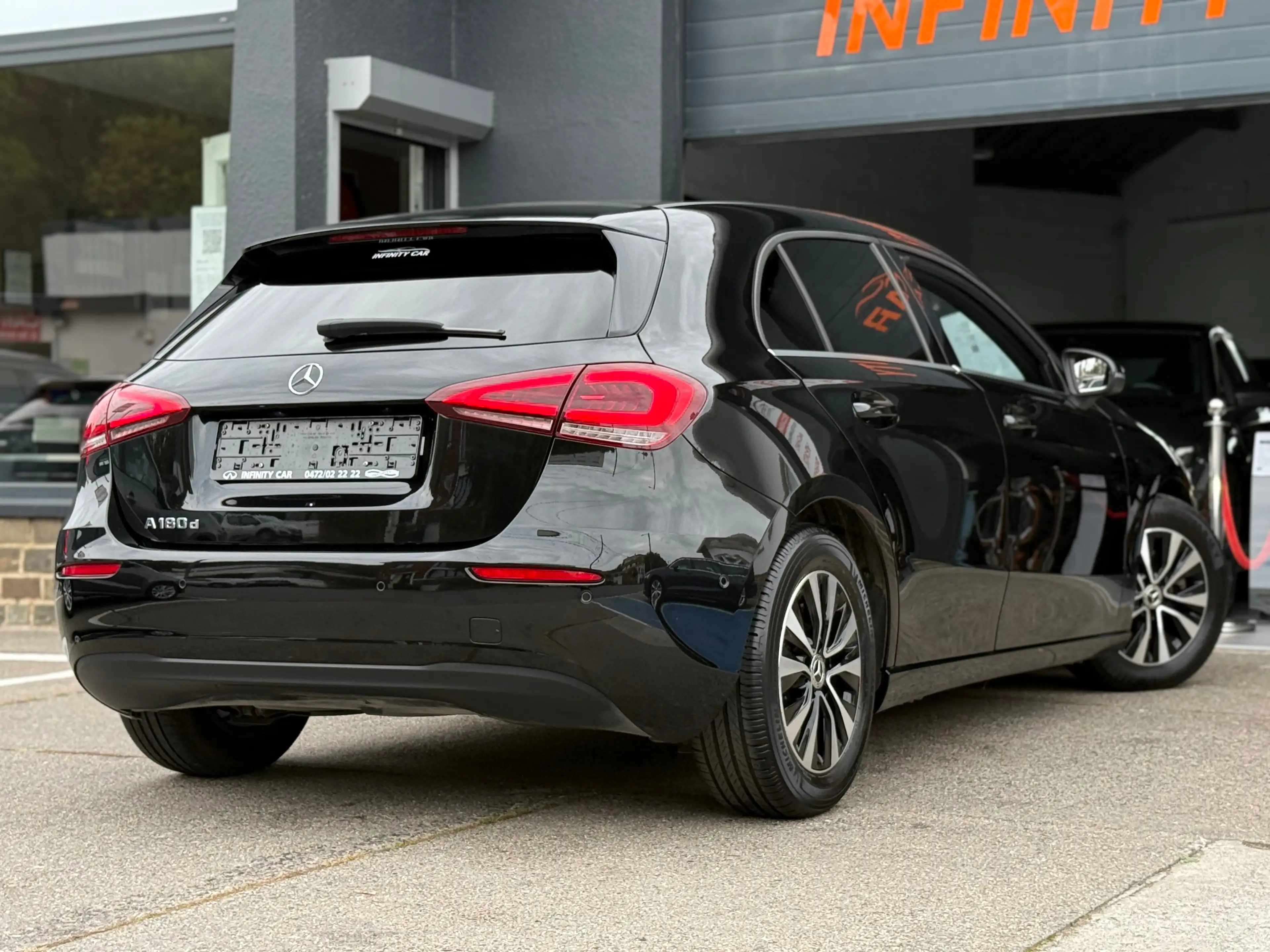 Mercedes-Benz A 180 A 180 d Business Line • Cuir •Chauffant •Xenon — photo 4