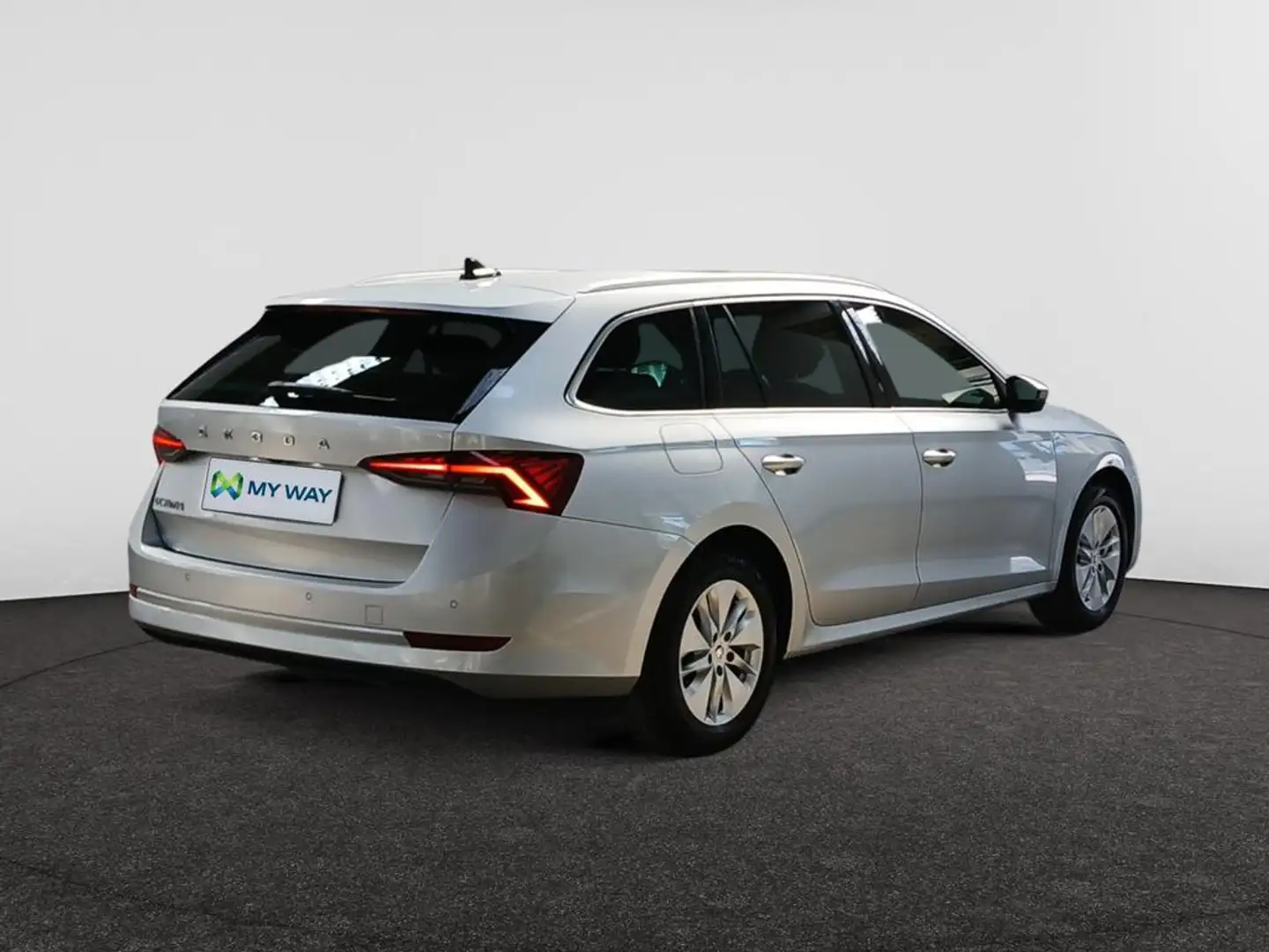 Skoda Octavia Octavia Combi Ambition 2,0 TDI 85 kW 6-speed mech. Grijs - 2