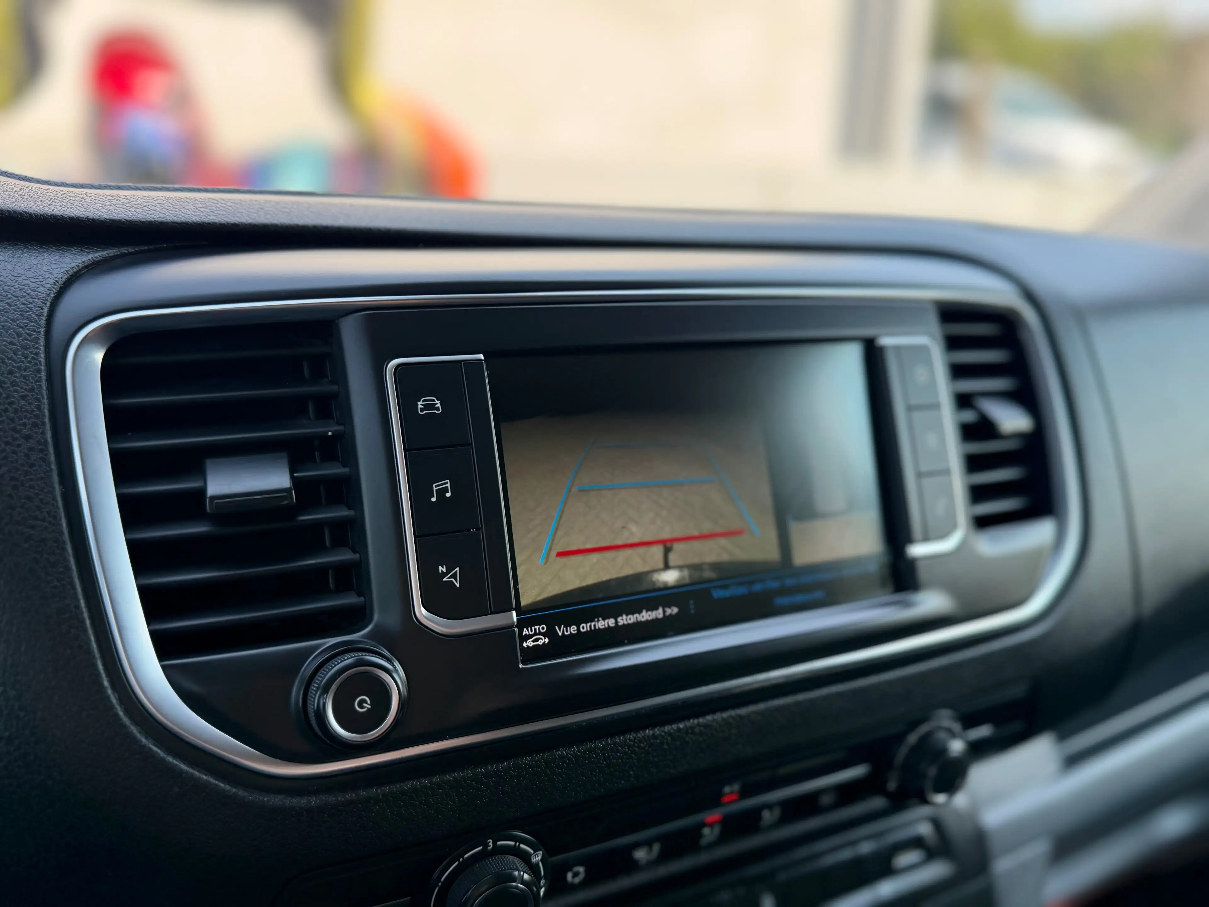 Peugeot Expert 2.0 BlueHDi L2 UTILITAIRE — photo 13