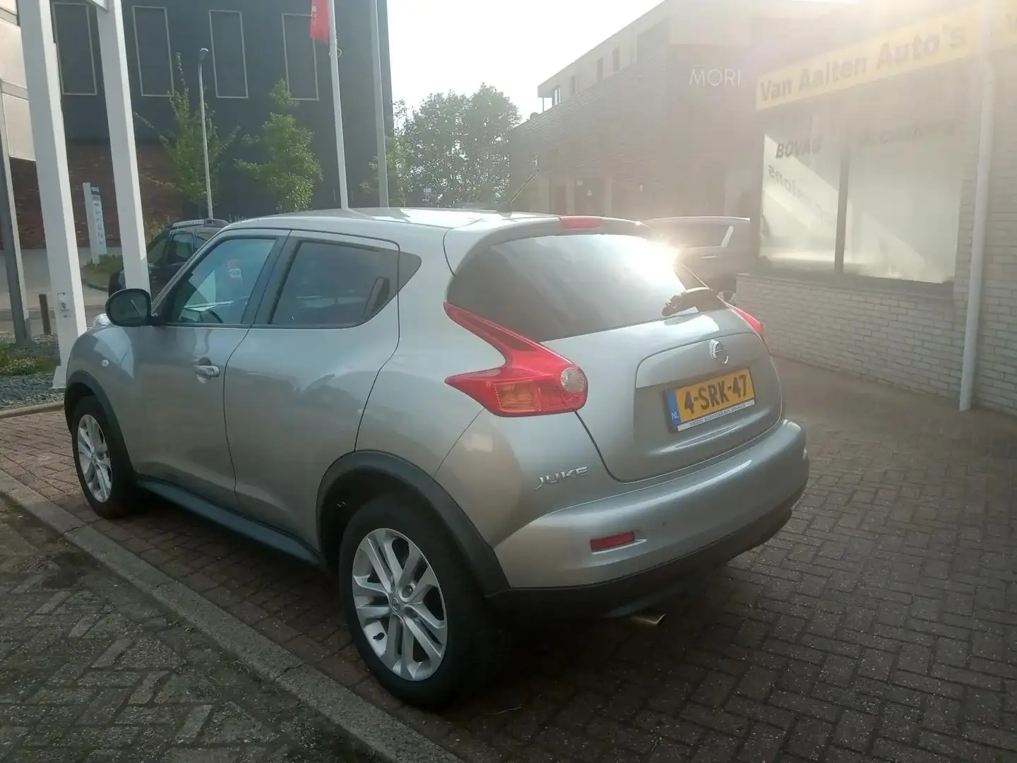 Nissan Juke 1.6 Acenta Gris - 2