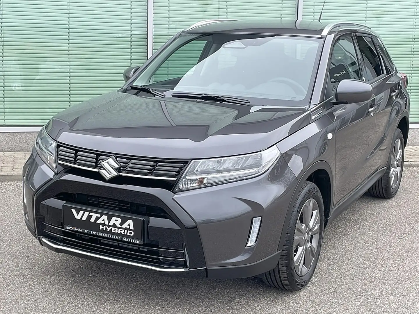 Suzuki Vitara 1,5 Hybrid  ALLGRIP 6AGS  shine Grau - 1