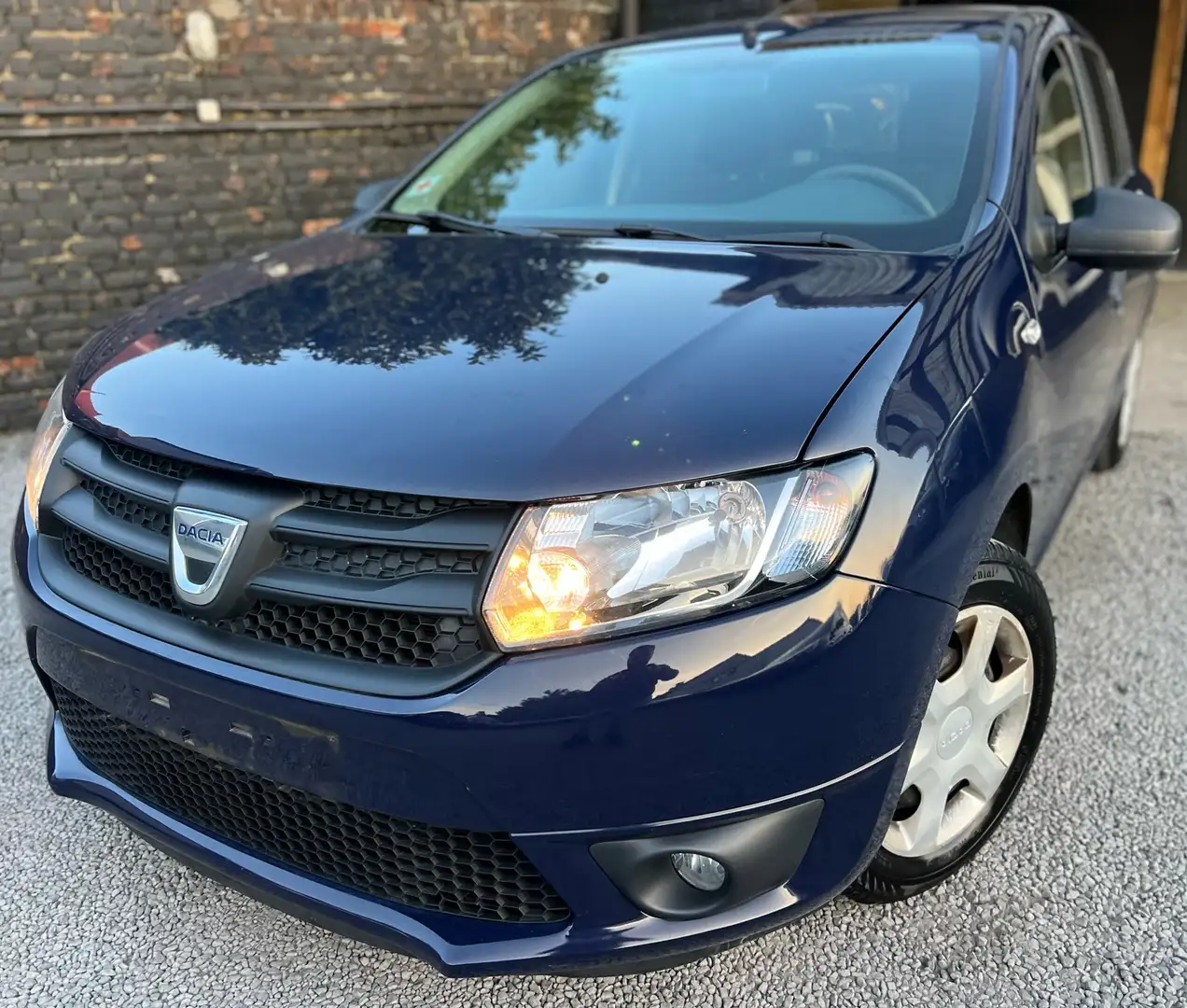 Dacia Sandero 0.9 TCe Ambiance + CAR-PASS + EURO 6b Bleu - 1