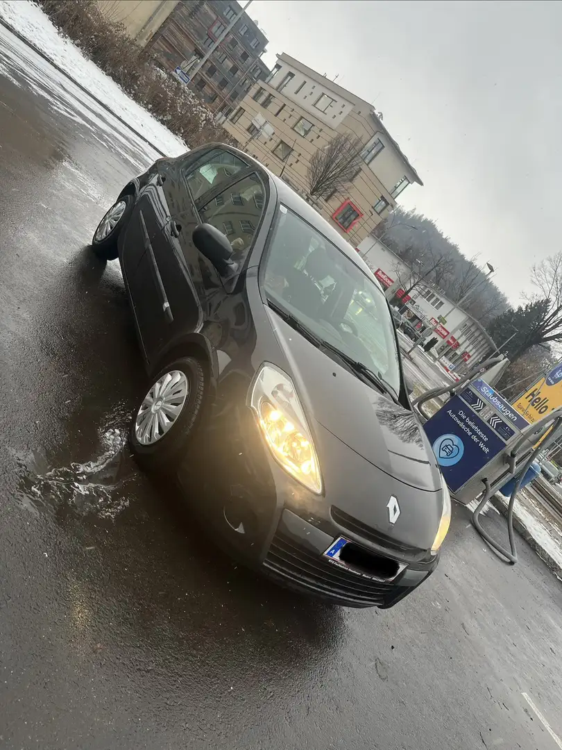 Renault Clio Tonic 1,2 16V - 1