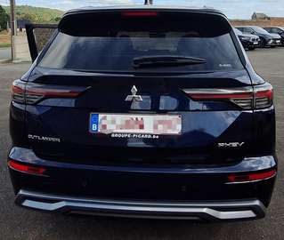 PHEV 2.4i 4WD Instyle