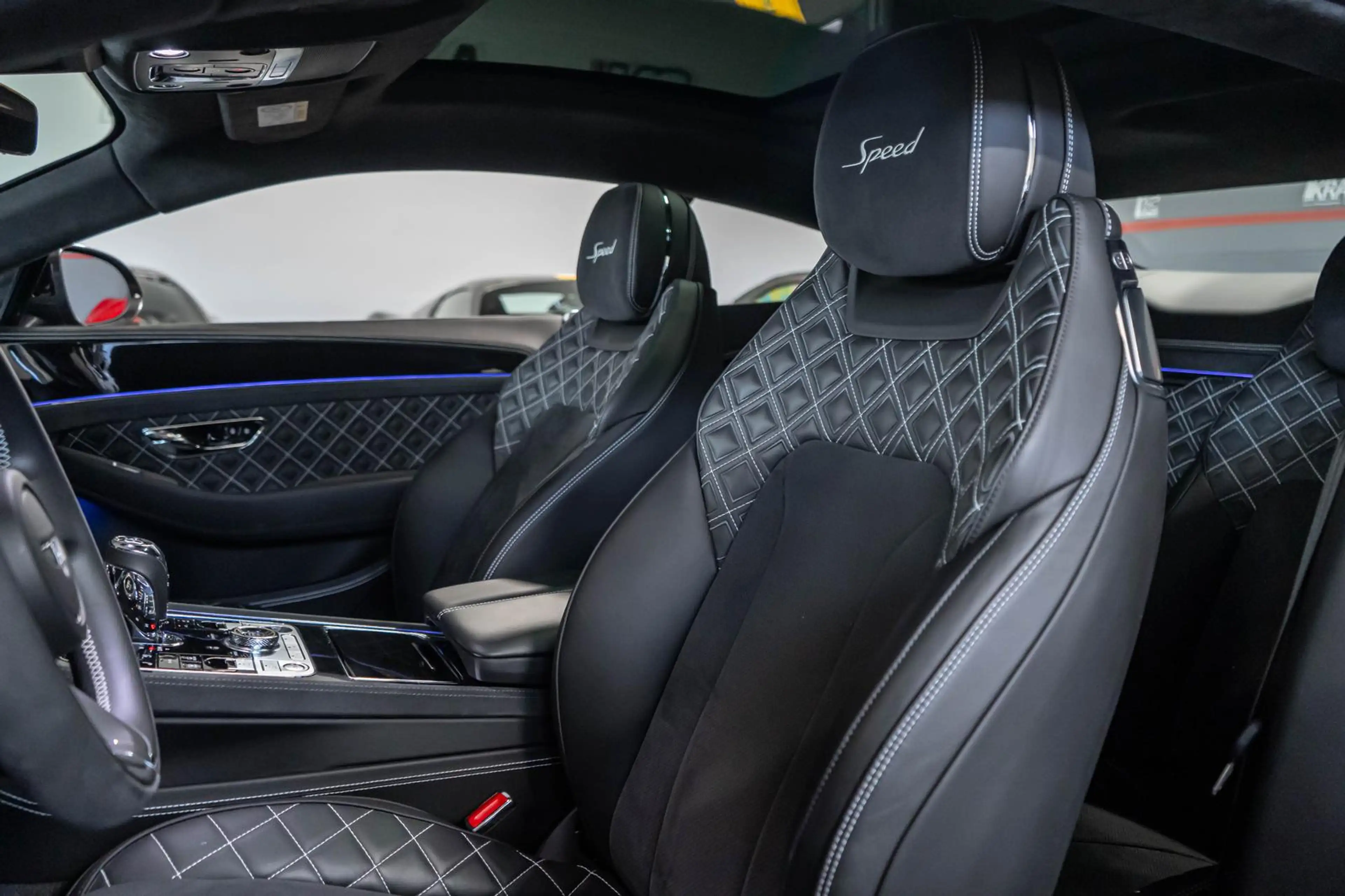 Bentley Continental Speed 6.0 W12 | B&O PANO MASSAGE — photo 15