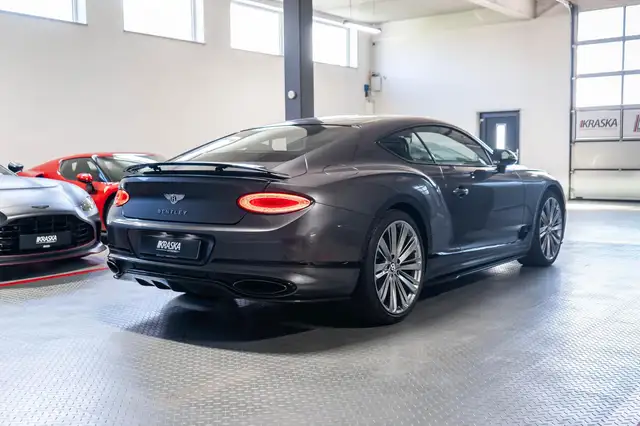 Bentley Continental view 6