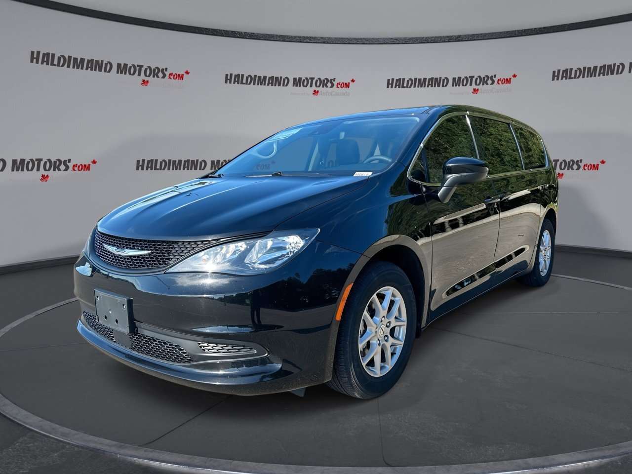 2024 Chrysler Grand Caravan SXT 2WD | Heated Steering