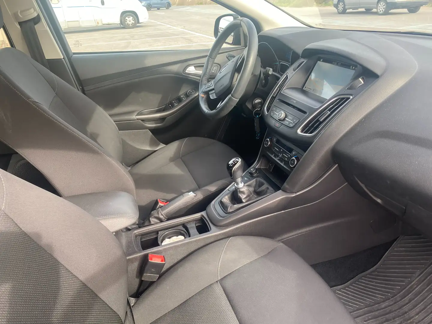 Ford Focus Focus 1.0 Ecoboost Auto-S Gris - 2