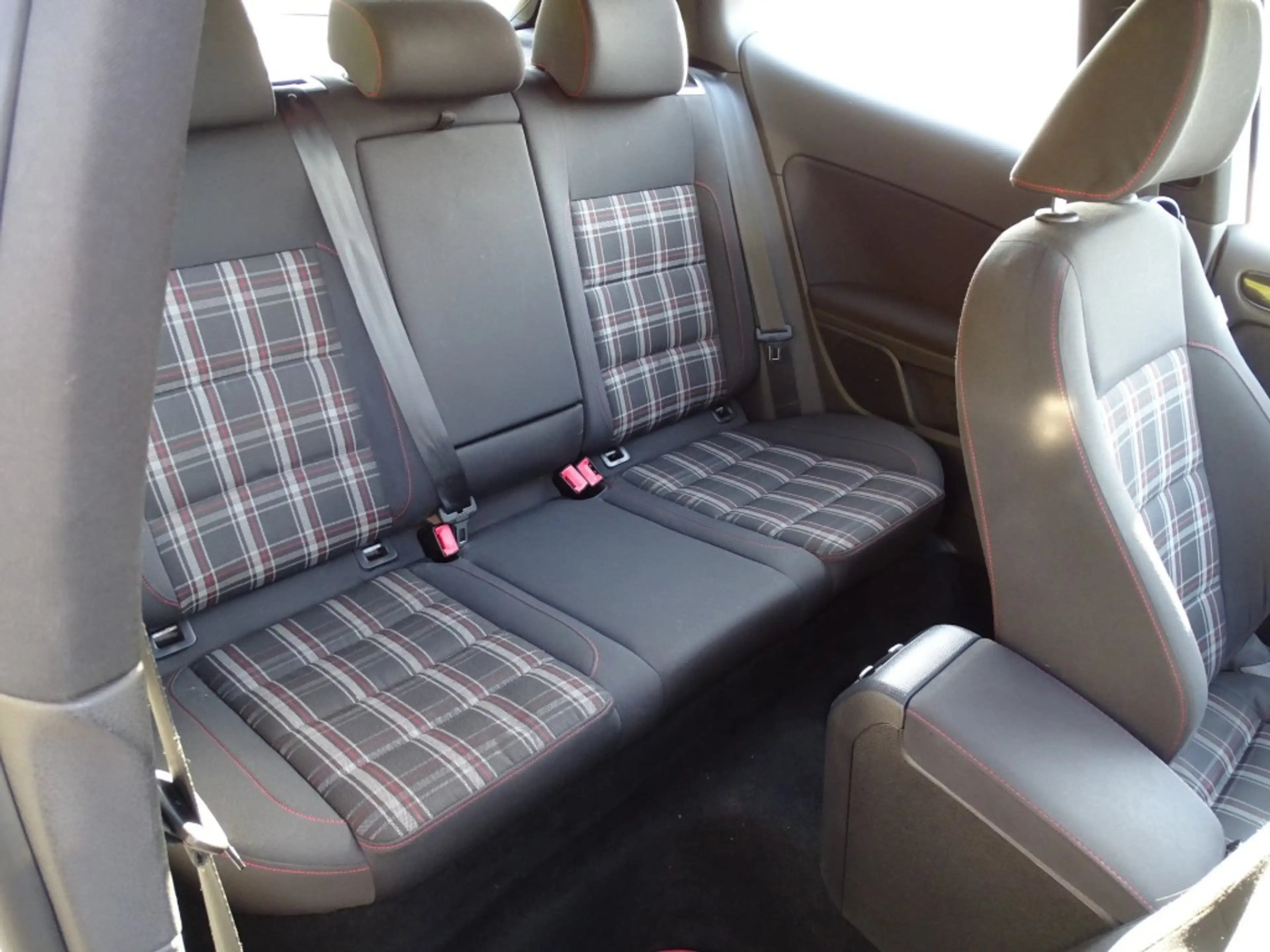 Volkswagen Golf GTI 2.0 GTI EDITION - Panodak - Blth - Motor Monitor - — photo 9