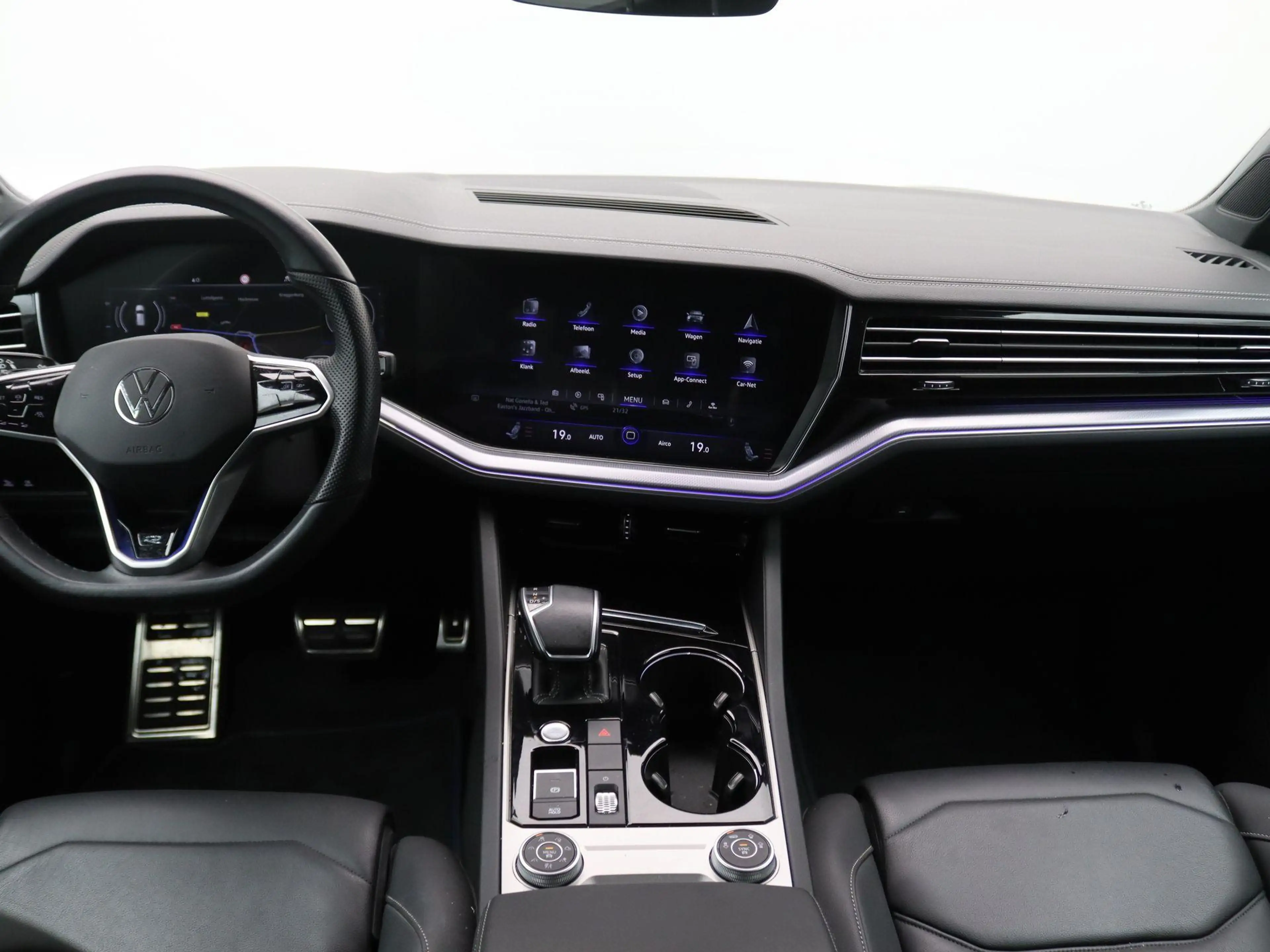 Volkswagen Touareg 3.0 TSi eHybrid 4MOTION R 462PK Aut. SOH 86%, Pano — photo 17