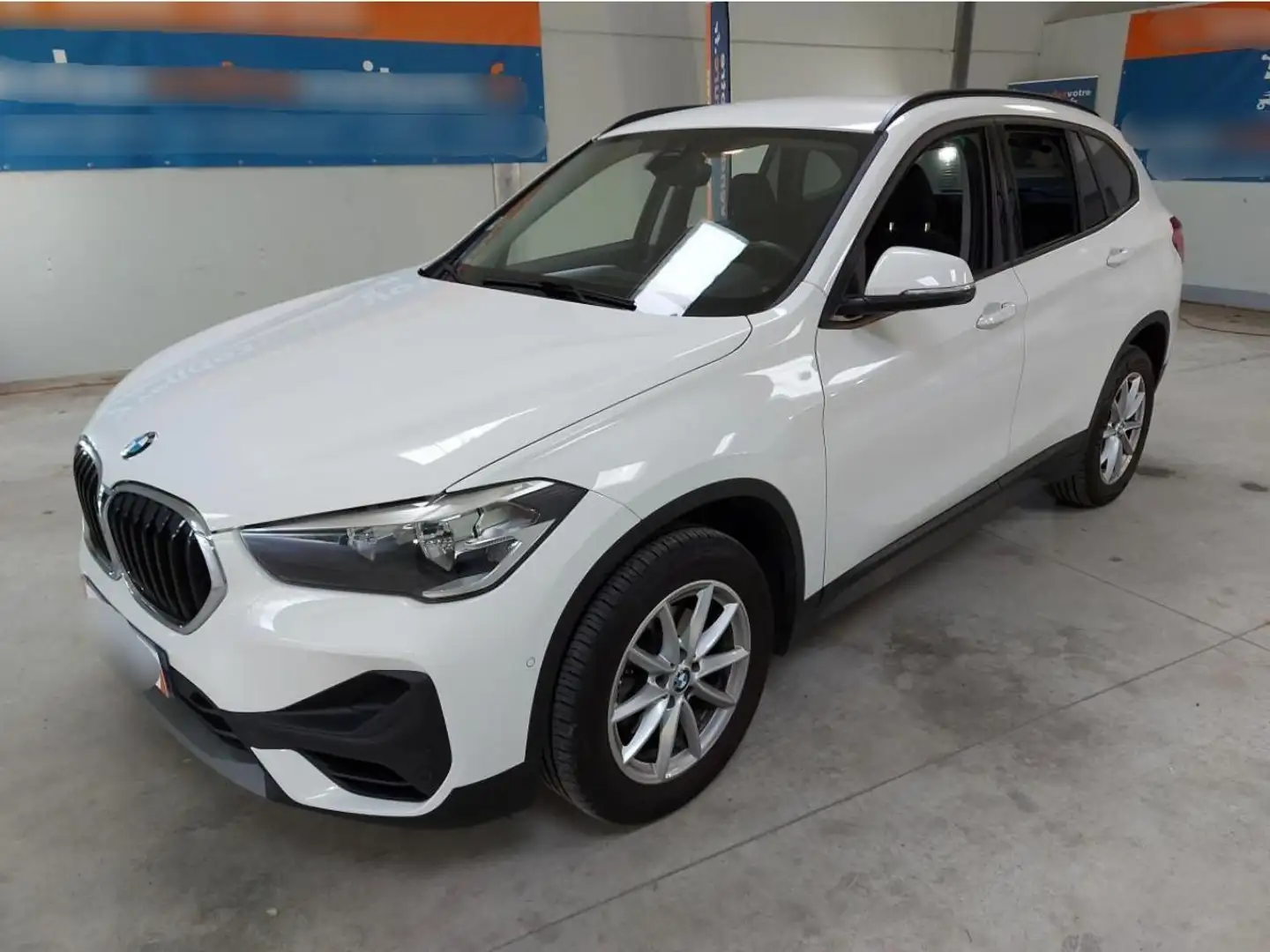 BMW X1 sDrive 18i  F48 LCI Lounge PHASE 2 - 1