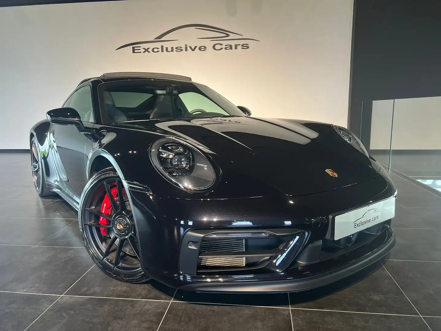 Porsche 992 911 Coupe 3.0 Carrera 4 GTS auto Noir - 1