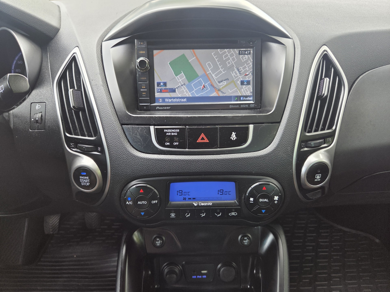 Hyundai iX35 1.6i GDI Pro/TERKHAK/NAVI/CAMERA — photo 12