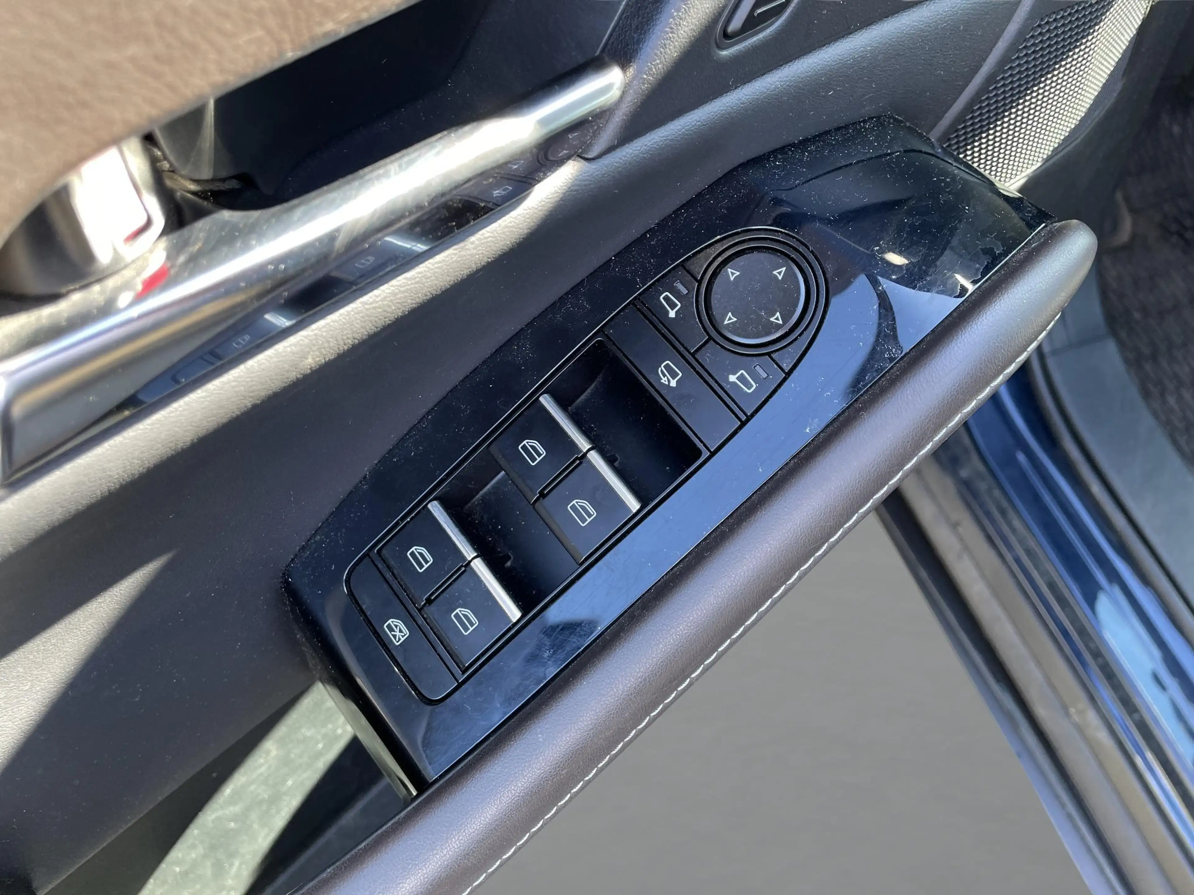 Mazda CX-30 2.0 e-SkyActiv-X M Hybrid Comfort Automaat, Trekha — photo 14