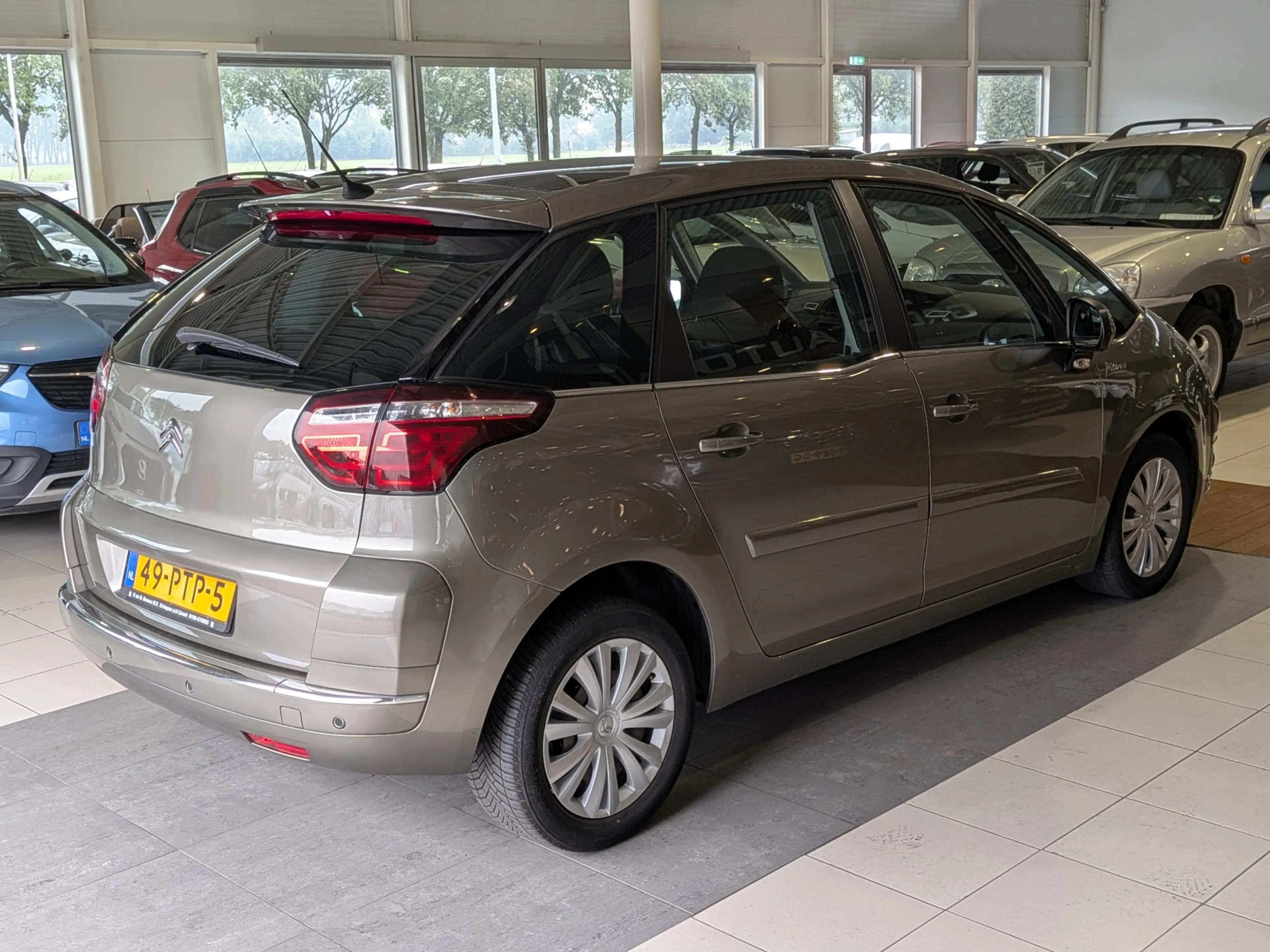 Citroen C4 Picasso 1.6 THP Tendance EGS Automaat, Panoramadak, Airco — photo 4