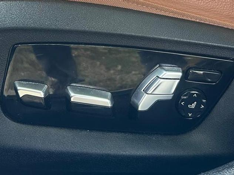 BMW 520 *D PACK M * LED* CAMERA* TOIT OUVRANT* RADAR AV/AR* — photo 14