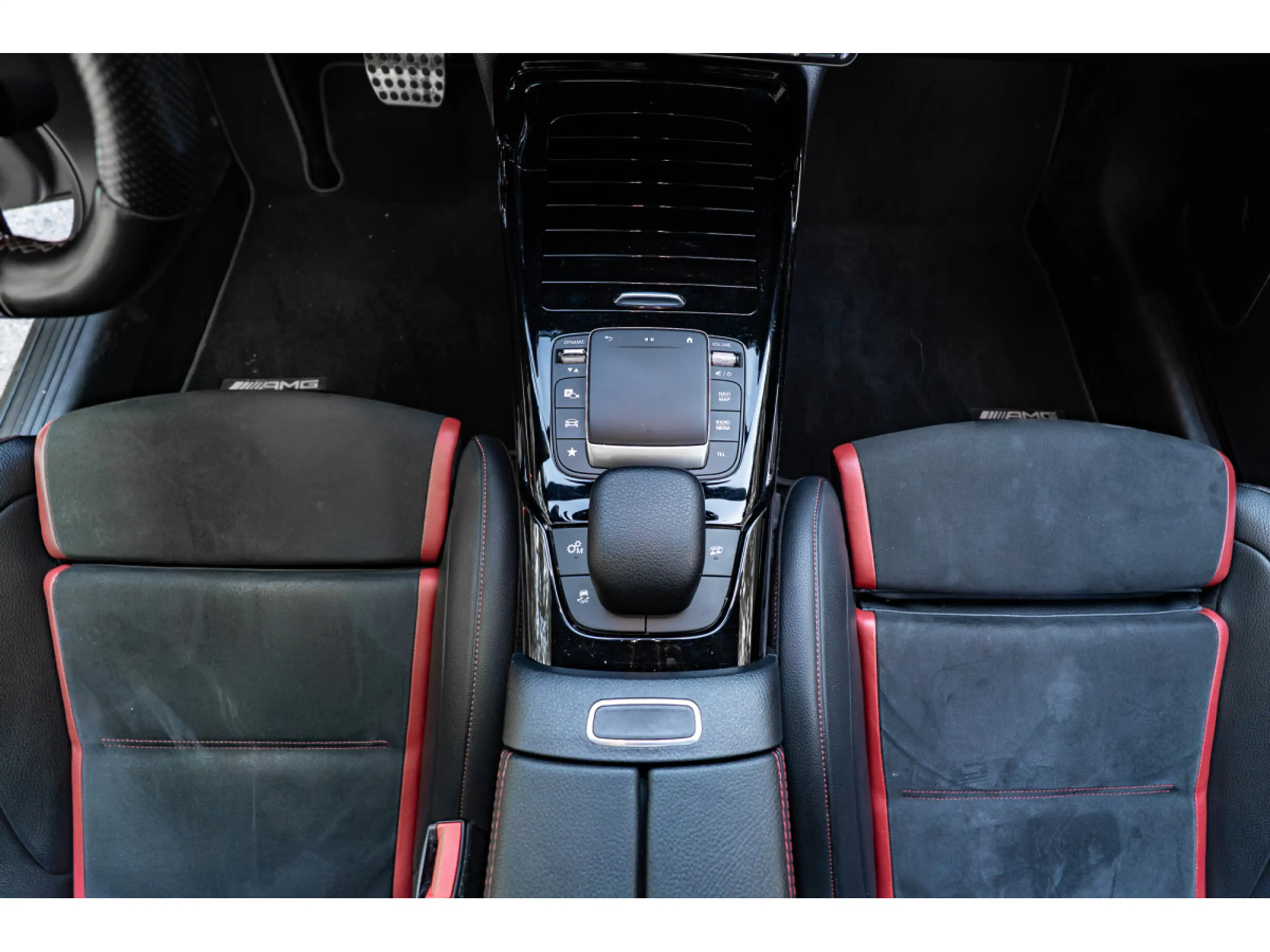 Mercedes-Benz CLA 45 AMG Shooting Brake 45 4MATIC+ — photo 14