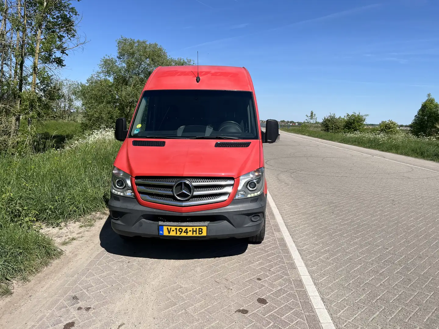 Mercedes-Benz Sprinter 319 CDI (BlueTec) euro 6 Rood - 2