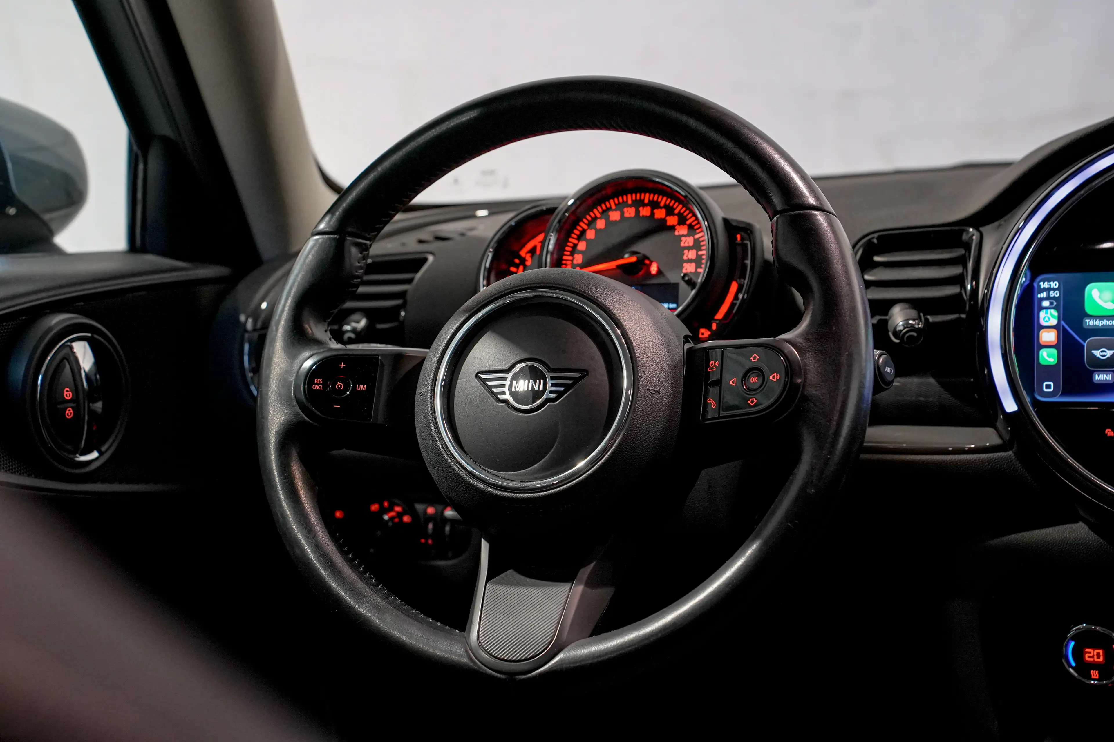 MINI One D Clubman ✖ AUTO | BLACK PACK | FACELIFT | CARPLAY | TVA ✔ — photo 13