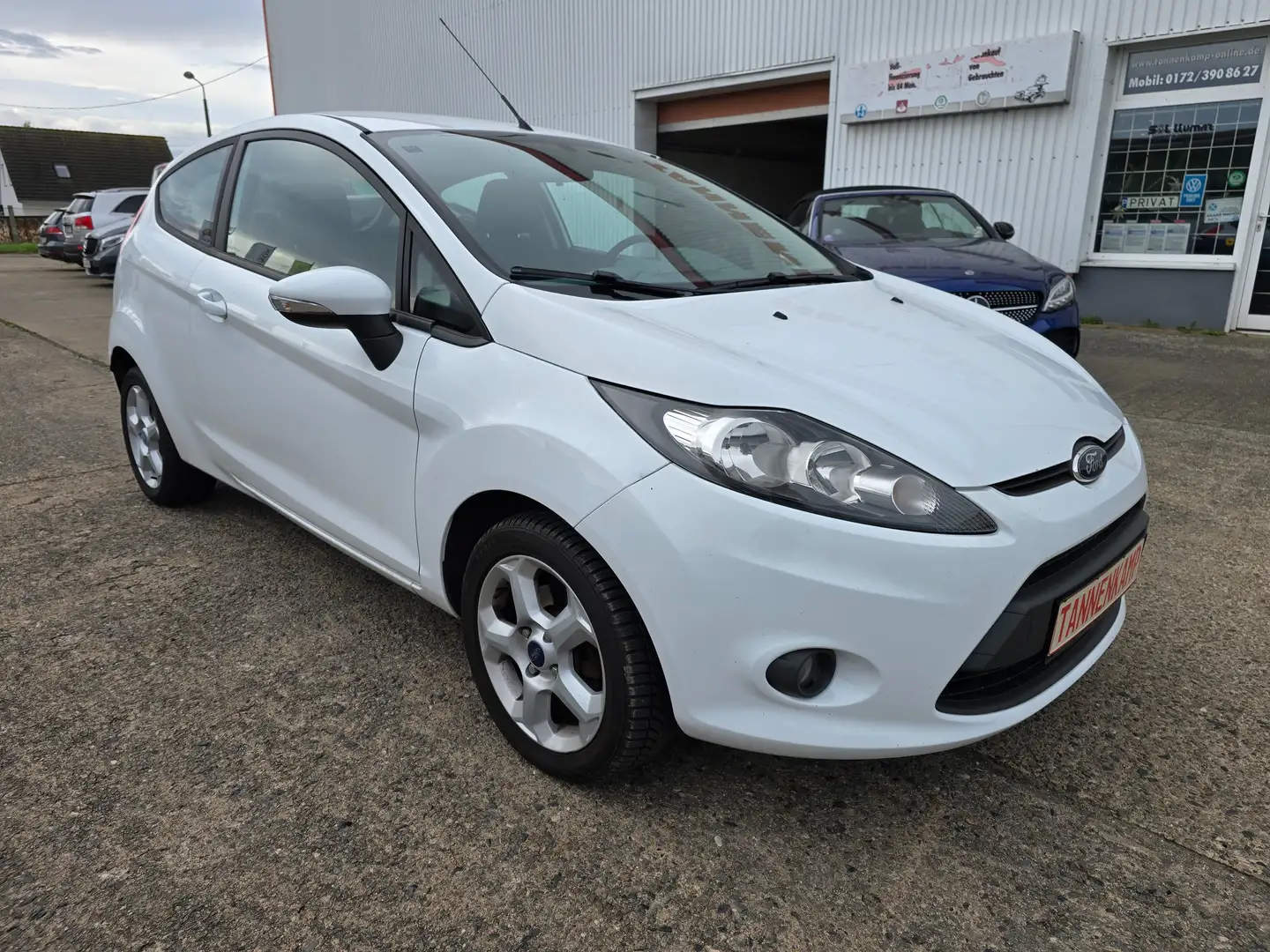 Ford Fiesta Trend Blanc - 1