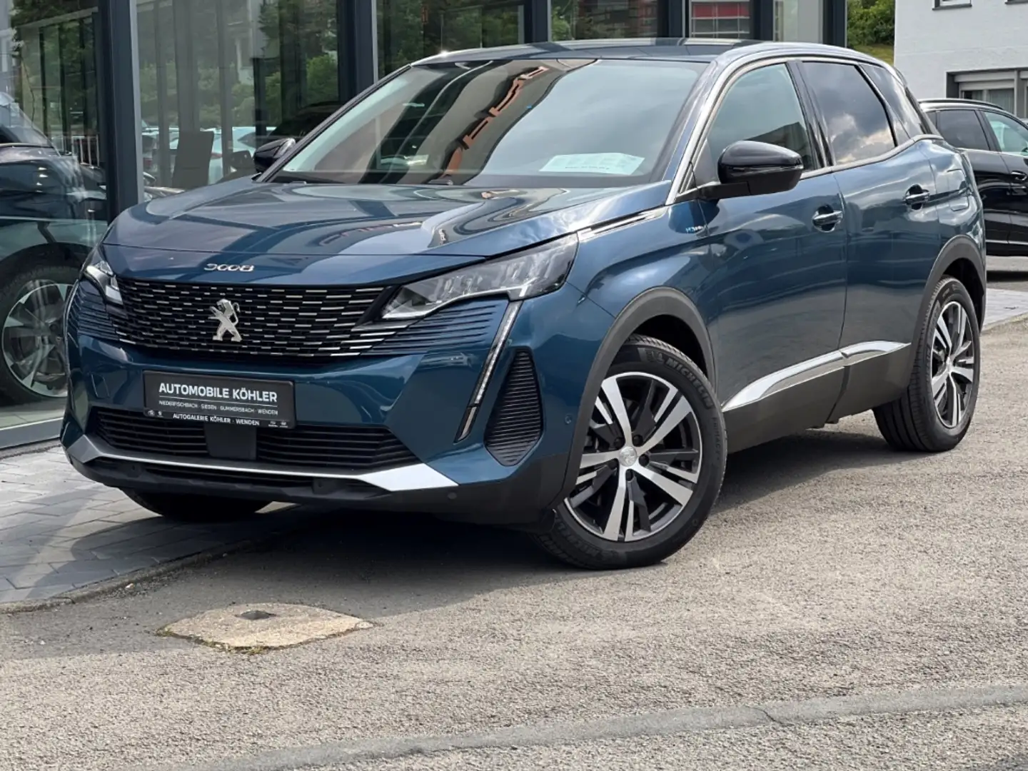 Peugeot 3008 Hybrid 225 Allure 1.6 Plug-In AHK, Keyless Blau - 1