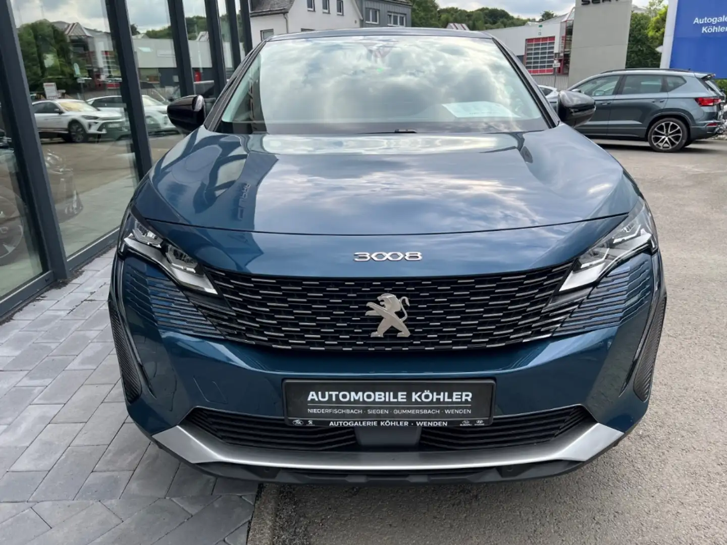 Peugeot 3008 Hybrid 225 Allure 1.6 Plug-In AHK, Keyless Blau - 2