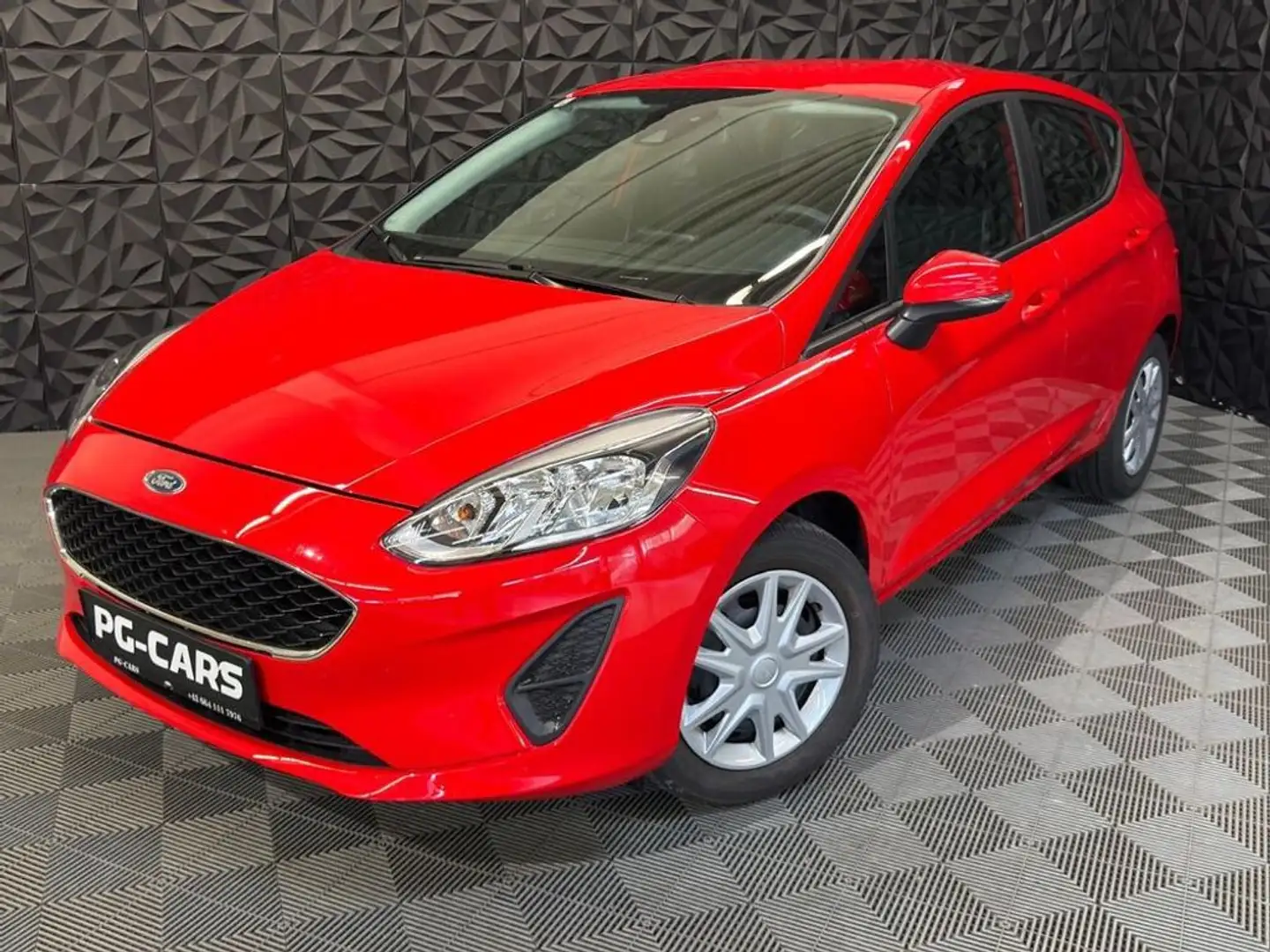 Ford Fiesta 1.1 Trend Rot - 1