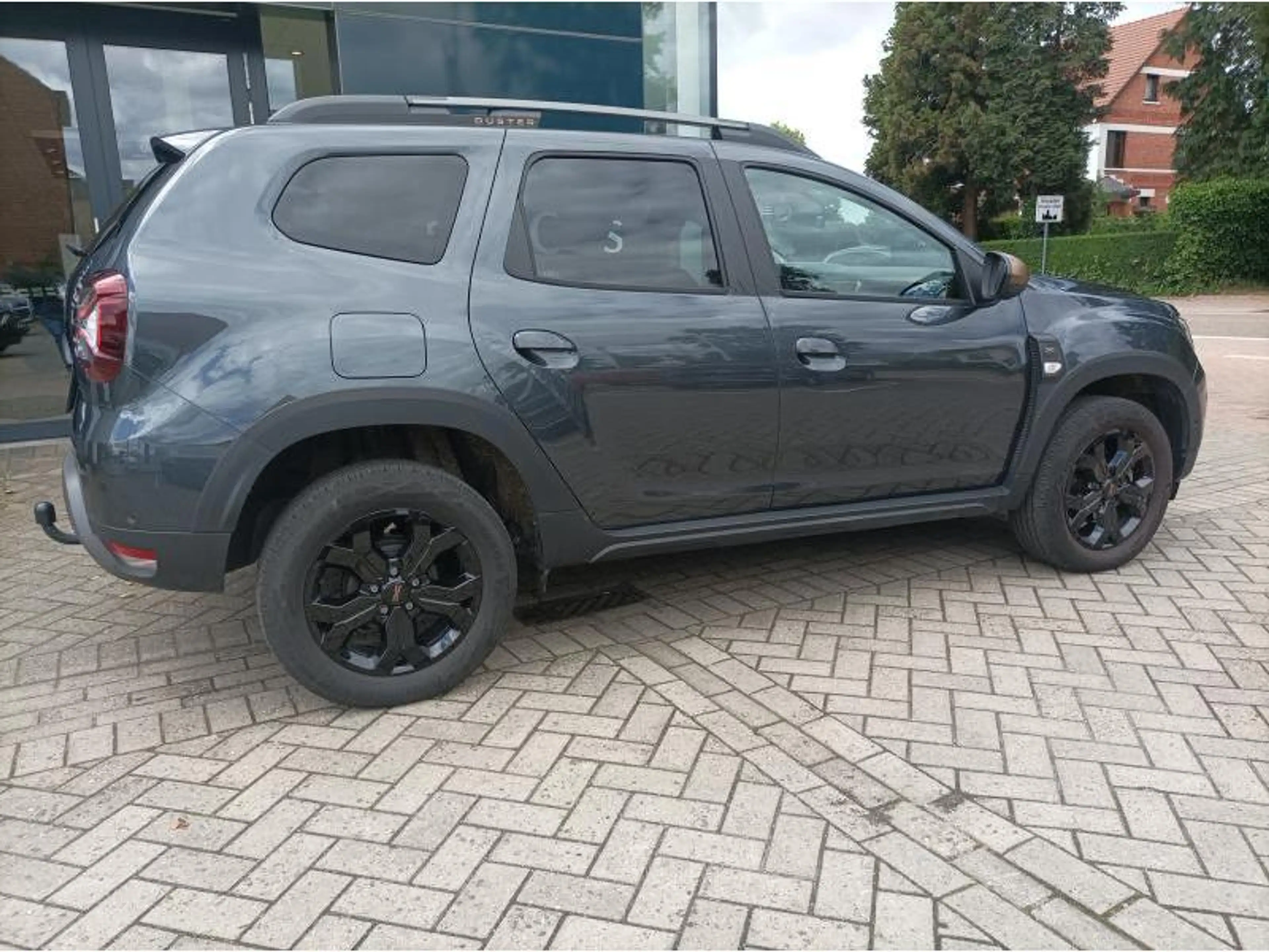 Dacia Duster II Extreme — photo 9