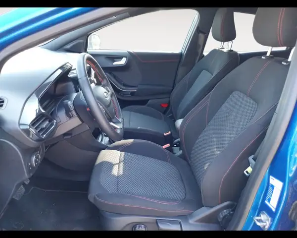 Ford Puma view 9