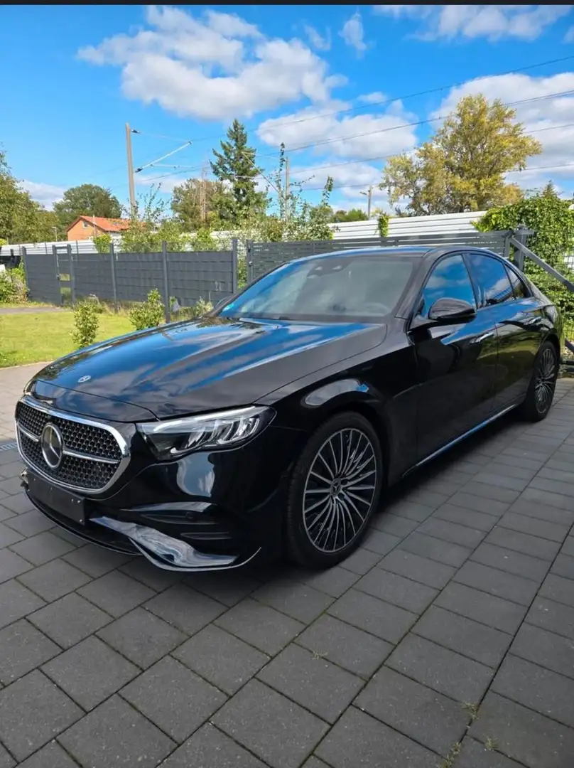 Mercedes-Benz E 220 d AMG Line Advanced/2xAMG+Panor.+Kamera Schwarz - 2