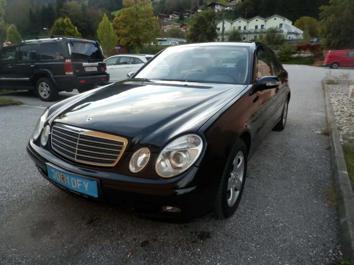 Mercedes-Benz E 220  CDI Aut. Schwarz - 1