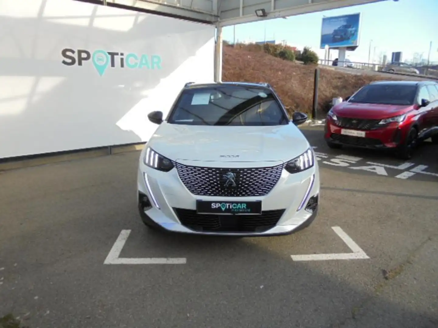 Peugeot e-2008 e-2008 136ch GT Blanc - 2