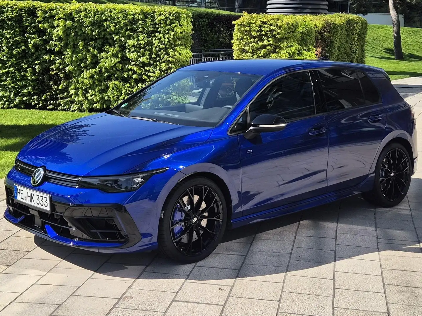 Volkswagen Golf R Golf VIII 2.0 TSI OPF 4Motion DSG Perf.-AkrapovicP Blau - 2