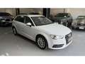 Audi A3 Sportback 1.6TDI CD Attraction S-T Blanco - thumbnail 1