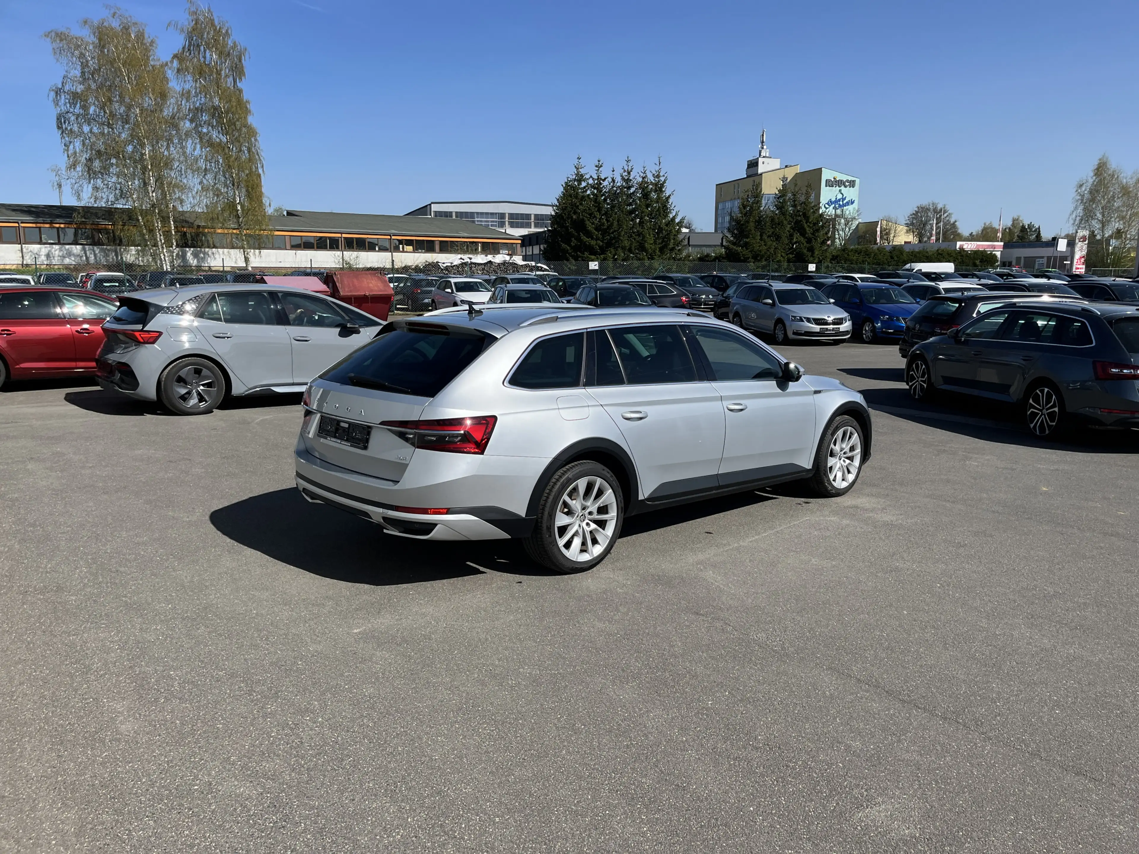 Skoda Superb SCOUT 2.0 TDI DSG 150€ m.20% Anz. 18 Navi Memory — photo 7