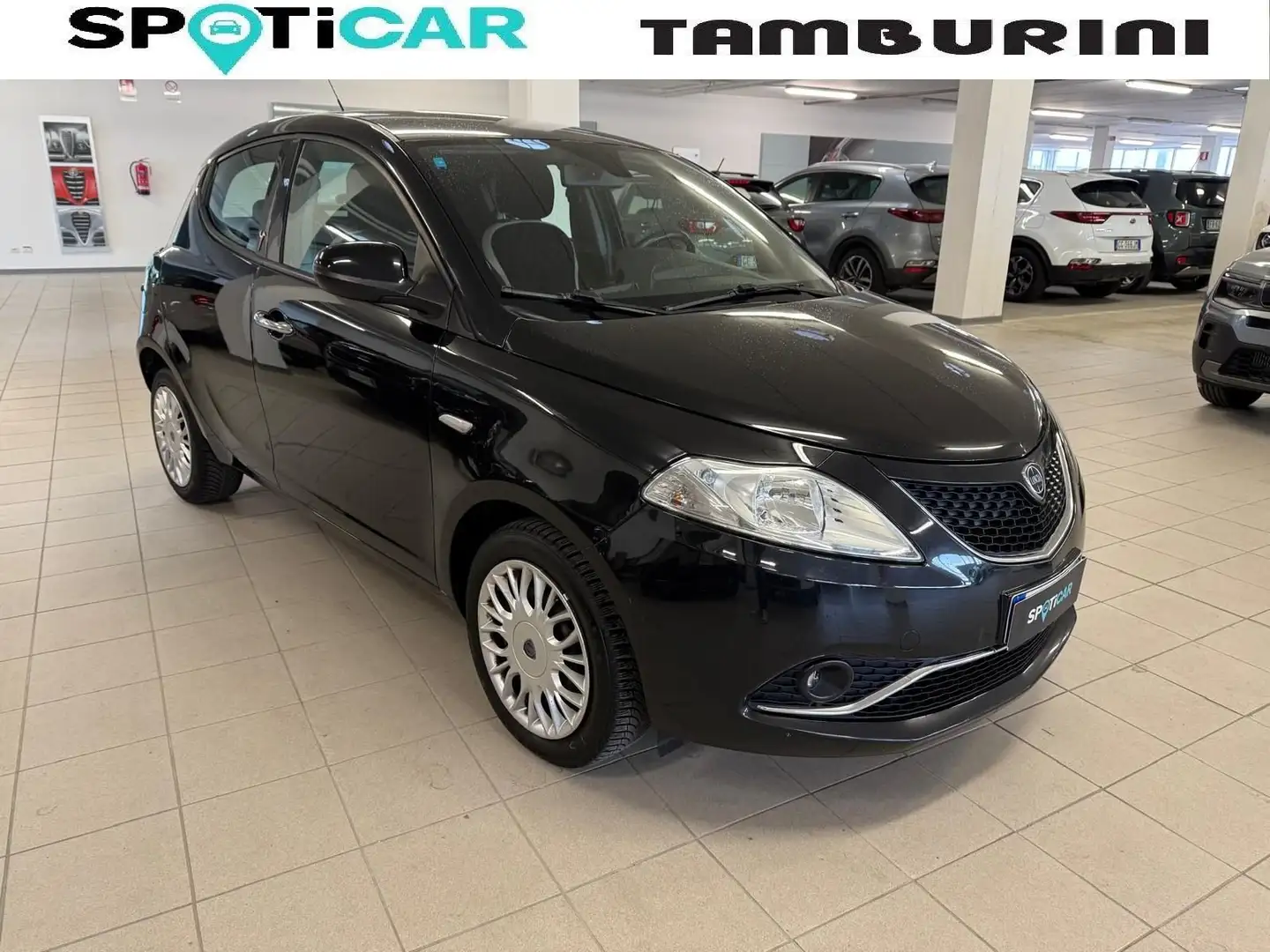 Lancia Ypsilon 1.2 69 CV 5 porte Gold Nero - 1