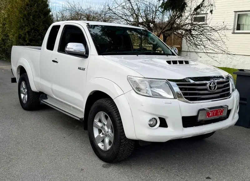 Toyota Hilux 2.5 D-4D 4WD STX