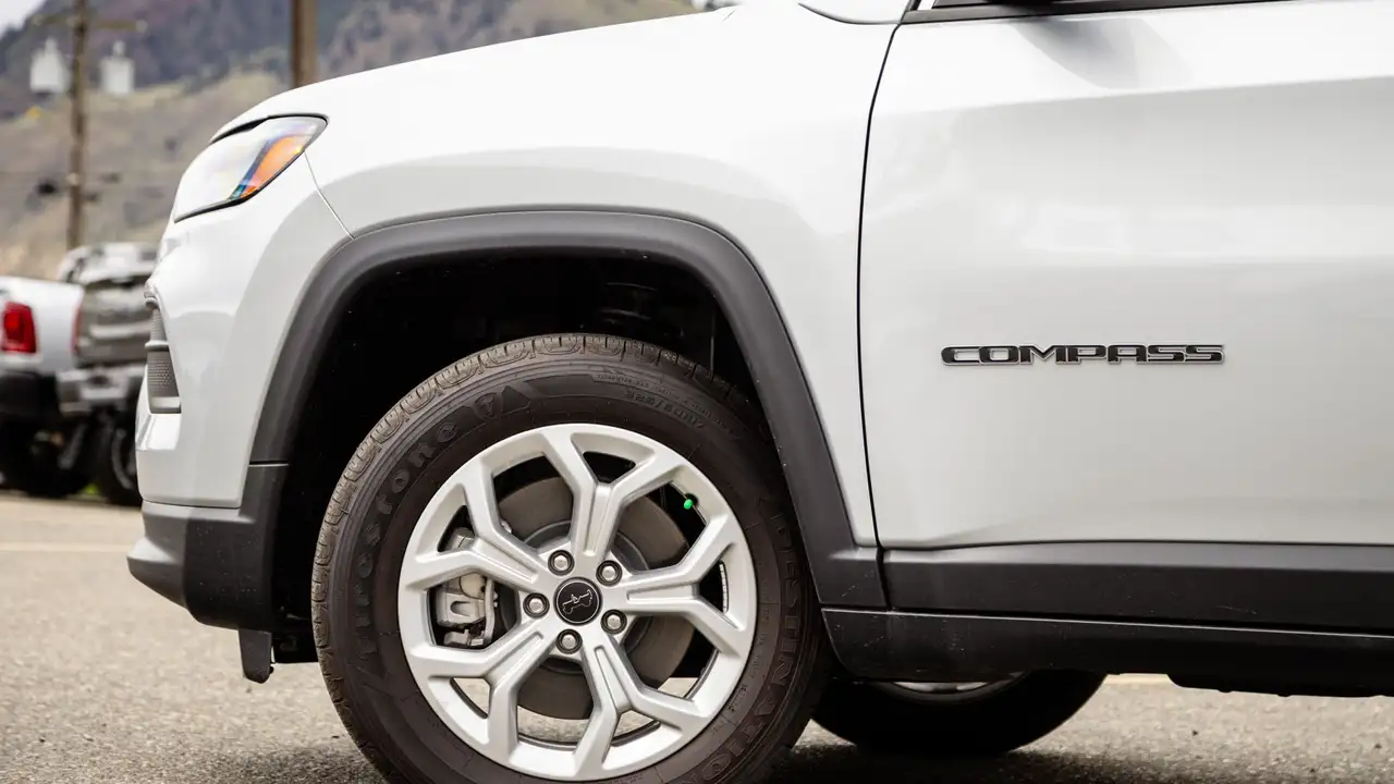 Jeep Compass снимка Jeep Compass