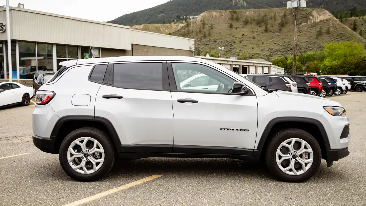 Jeep Compass снимка Jeep Compass