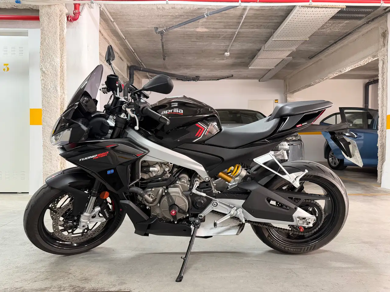 Aprilia Tuono