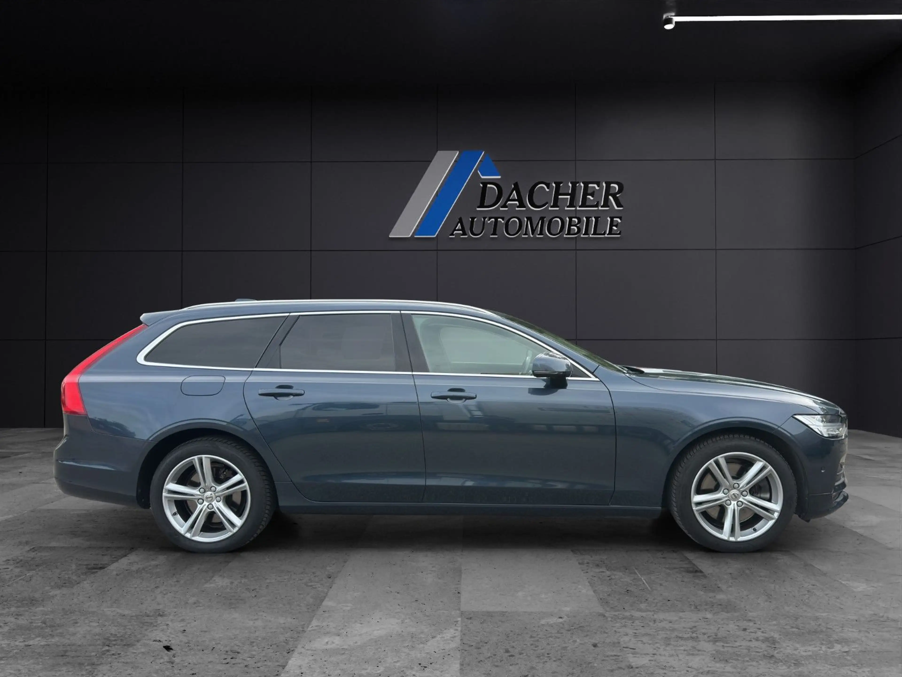 Volvo V90 Momentum, LED, HUD, AHK, ACC, — photo 8