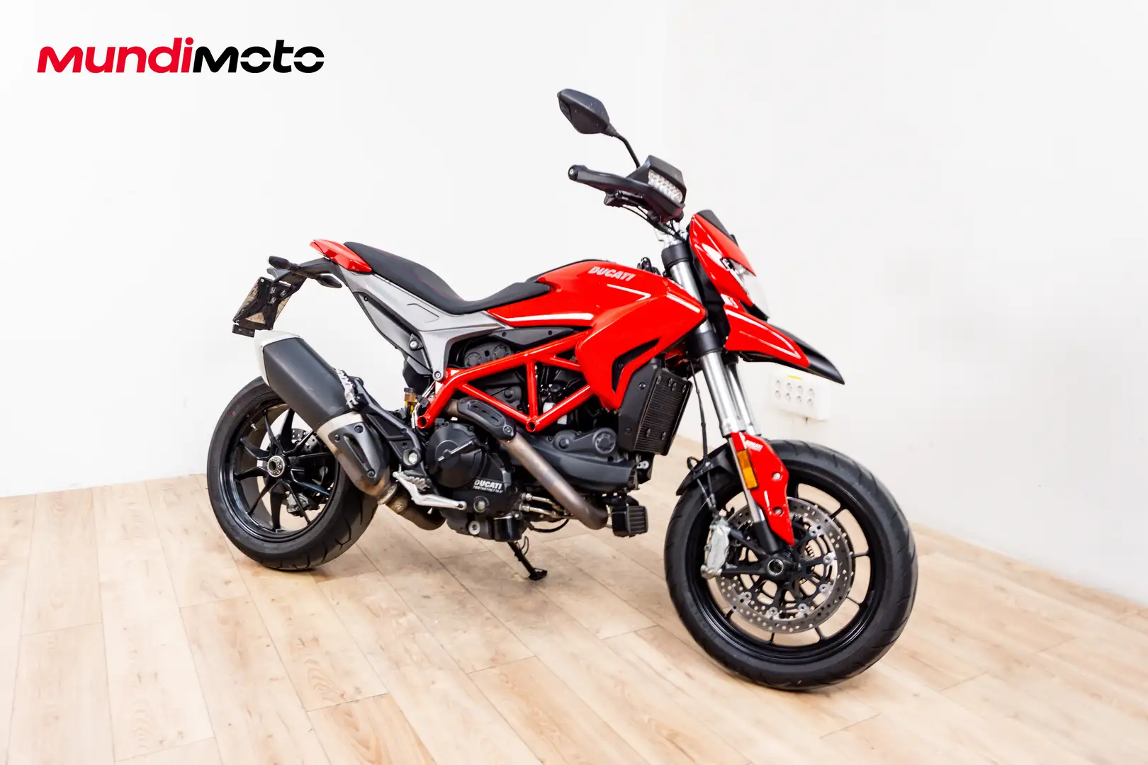 Ducati Hypermotard 939 - 2