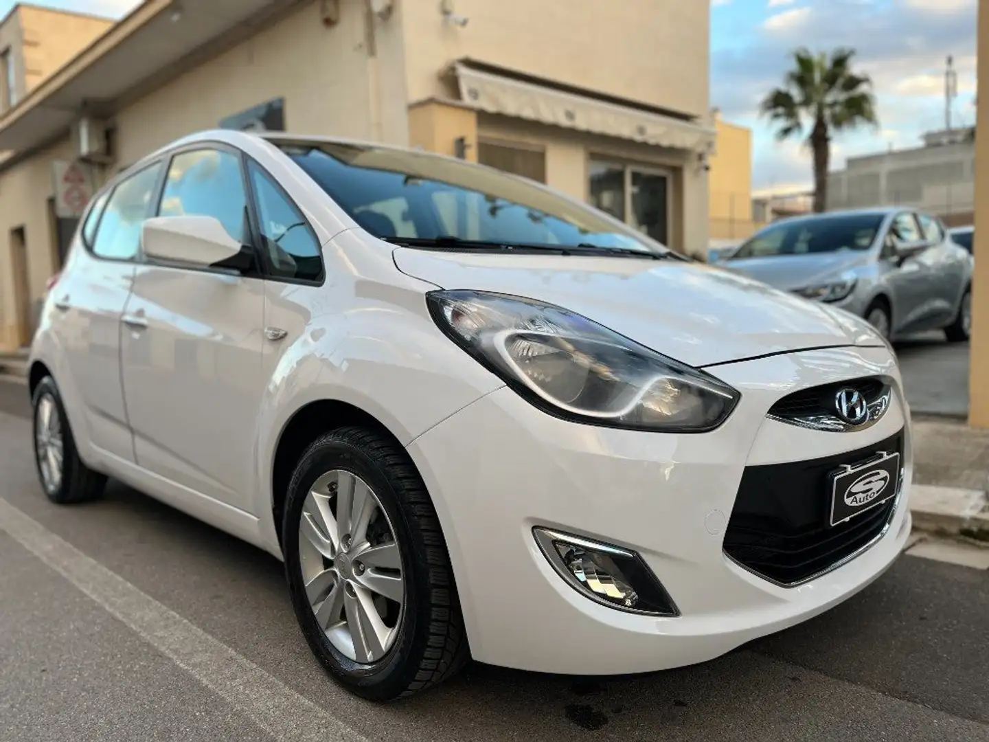 Hyundai iX20 1.4 CRDI 90 CV Comfort Bianco - 2