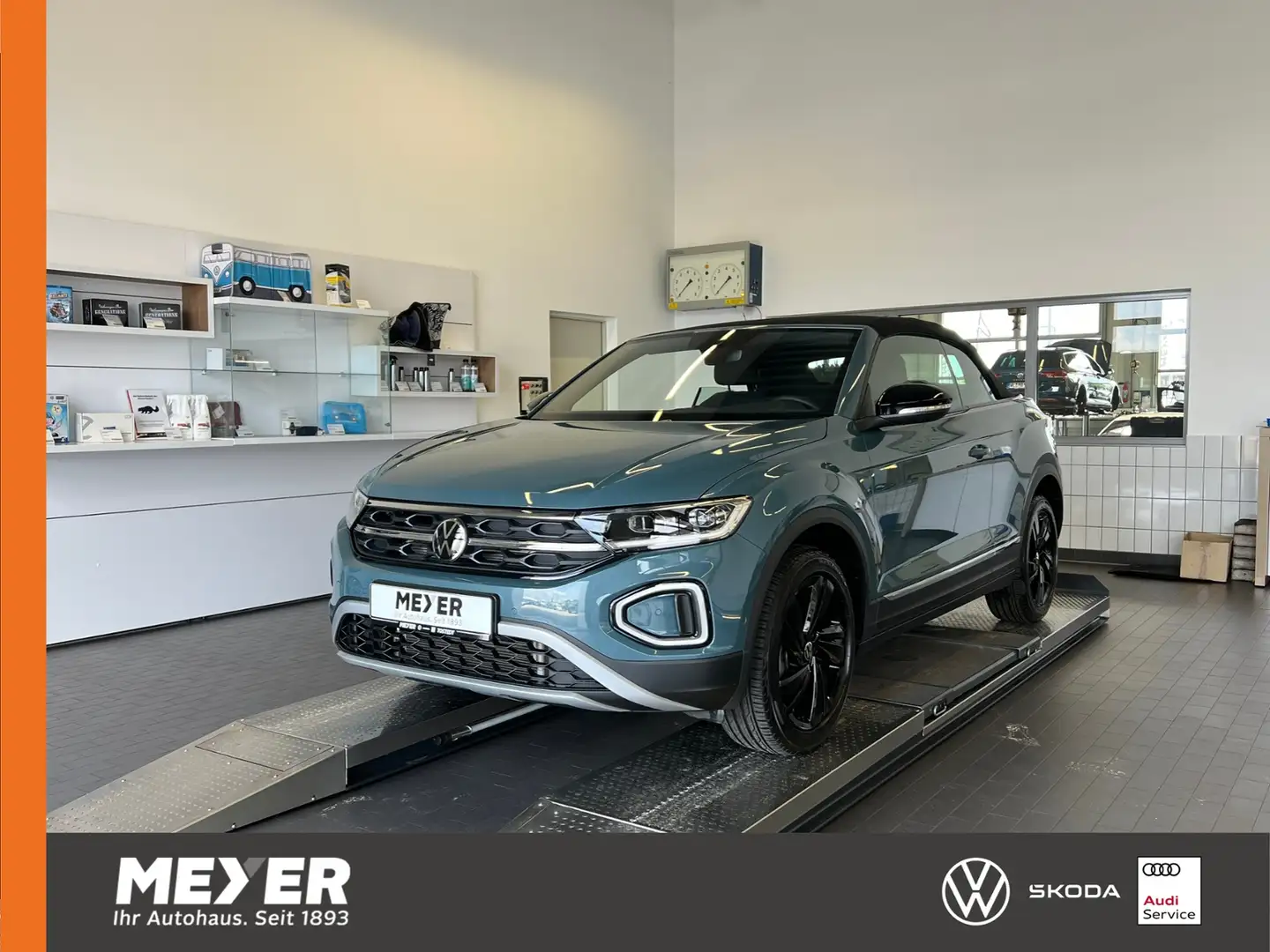 Volkswagen T-Roc Cabriolet 1.5 TSI DSG *AHK, LED, Black Style, 18' Bleu - 1