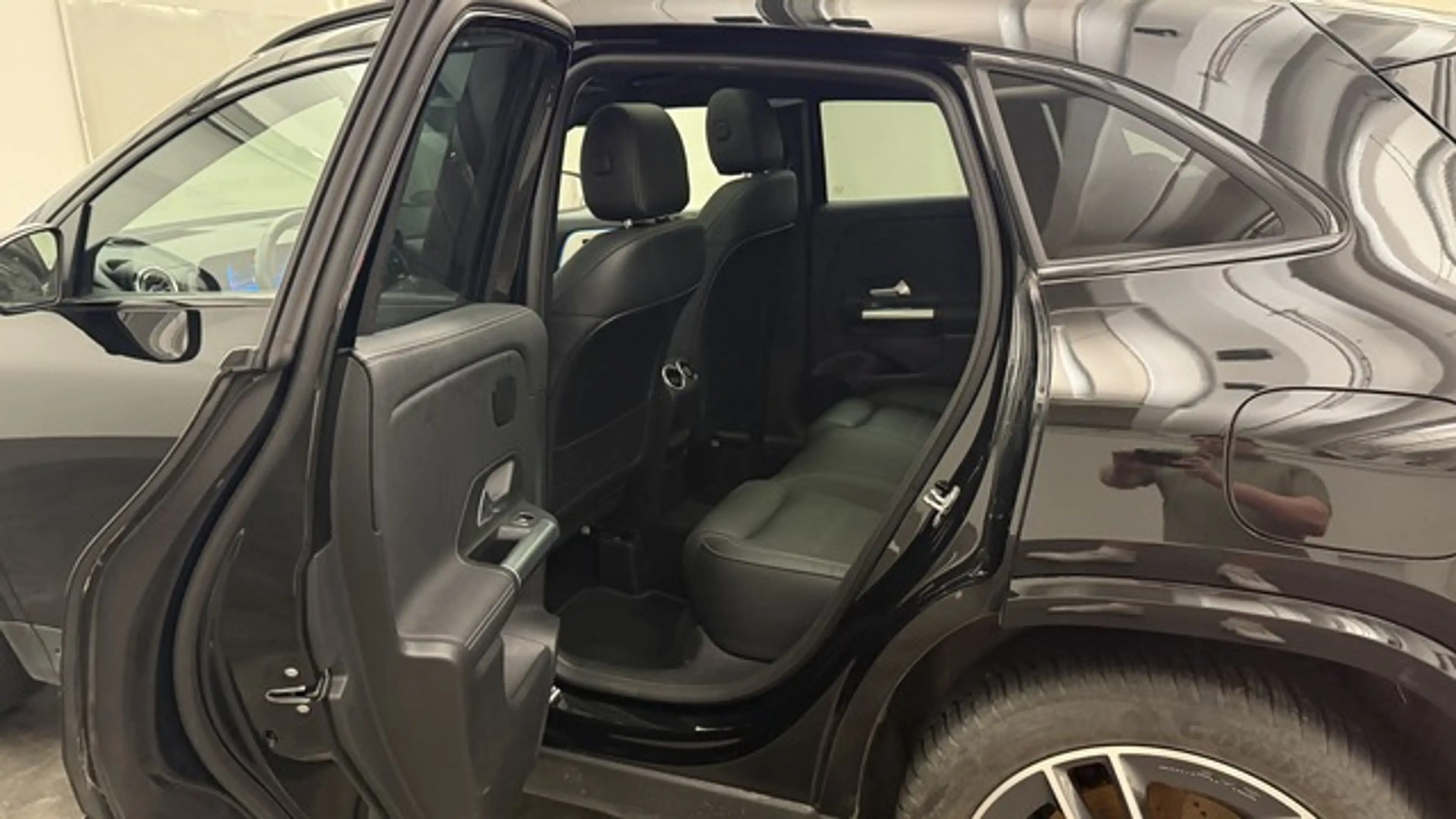 Mercedes-Benz GLA 35 AMG 4Matic Speedshift DCT 8G *HUD*Pano* — photo 12