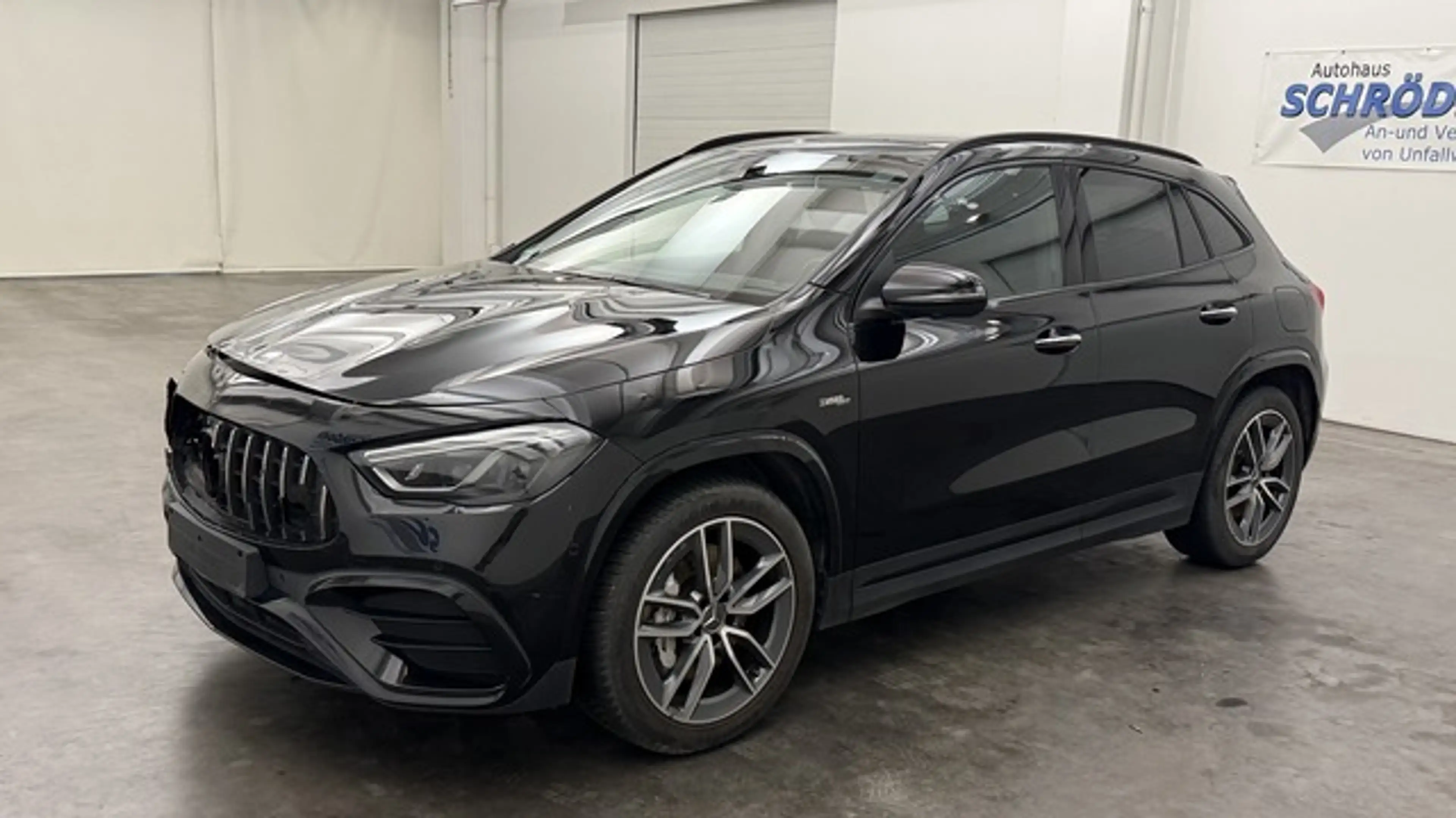 Mercedes-Benz GLA 35 AMG 4Matic Speedshift DCT 8G *HUD*Pano*