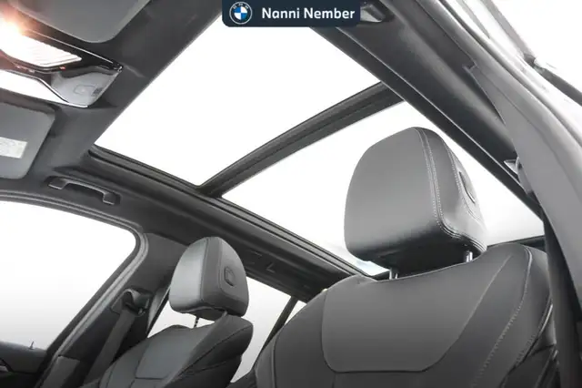 BMW X3 view 10