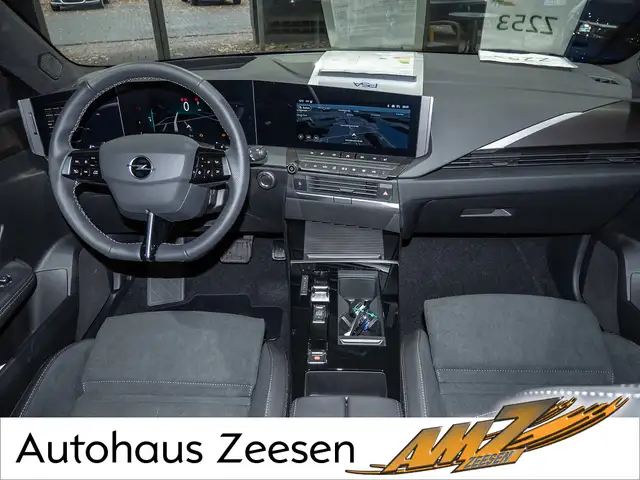 Opel Astra view 6